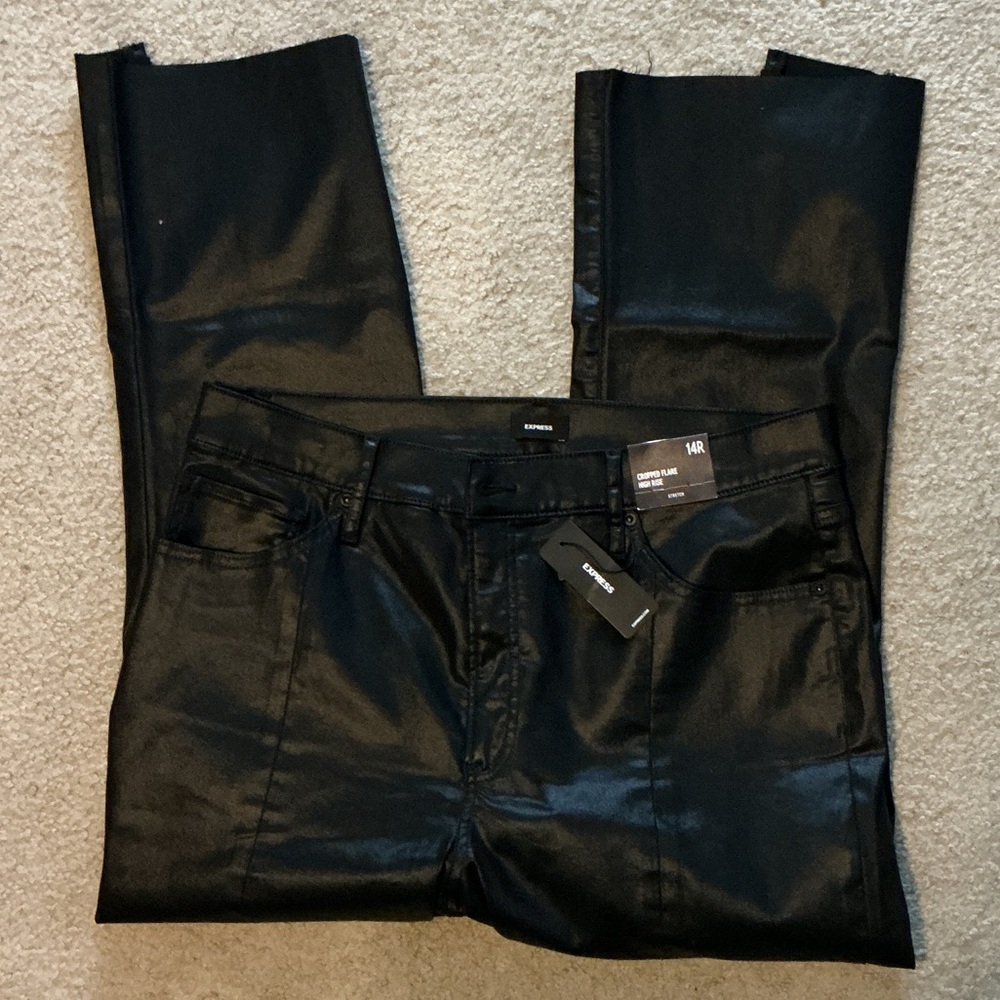 Express Women's Shiny Black cropped high rise stretch Jeans pants NWT